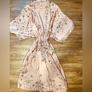 Victoria’s Secret Kimono long Robe.